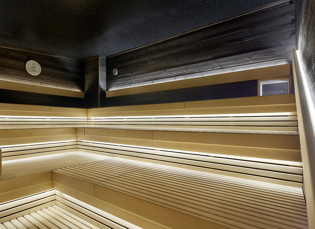 FIRST THE SAUNA サウナ室